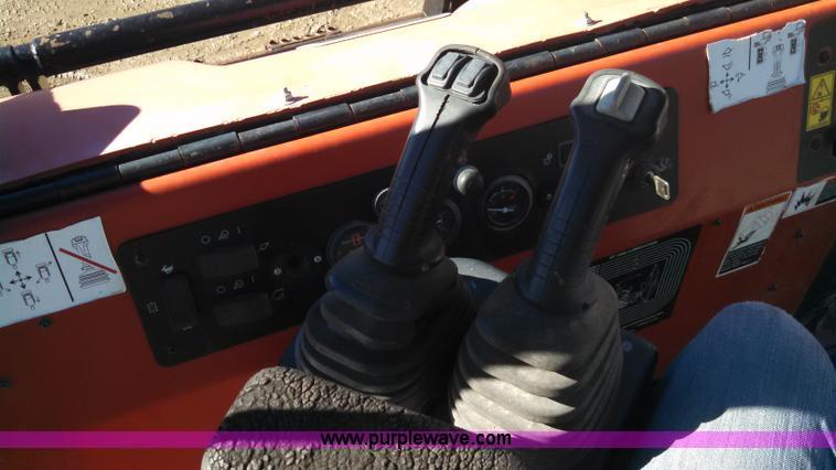 image for item L3003 2007 Ditch Witch XT1600 tool carrier