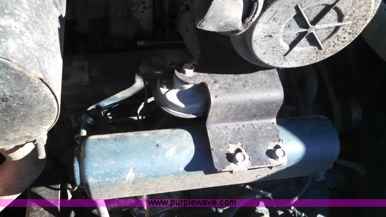 image for item L3003 2007 Ditch Witch XT1600 tool carrier