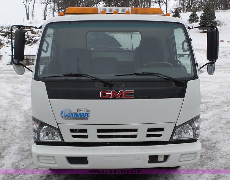 image for item L3923 2006 GMC W3500 sweeper truck