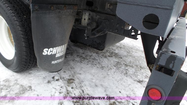 image for item L3923 2006 GMC W3500 sweeper truck
