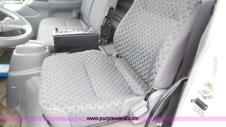 image for item L3923 2006 GMC W3500 sweeper truck