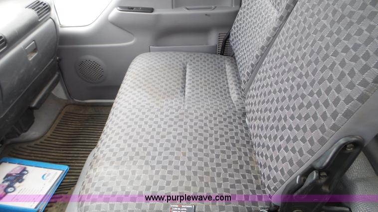 image for item L3923 2006 GMC W3500 sweeper truck