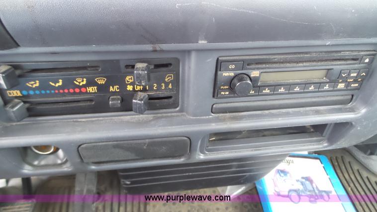 image for item L3923 2006 GMC W3500 sweeper truck