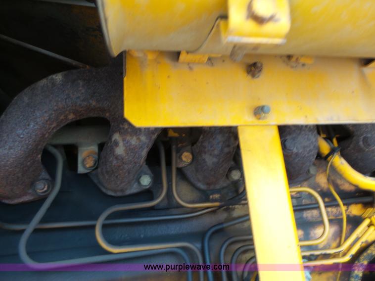 image for item L4248 1982 John Deere 670A motor grader