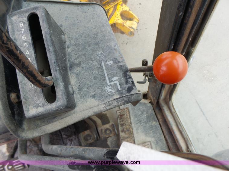 image for item L4248 1982 John Deere 670A motor grader