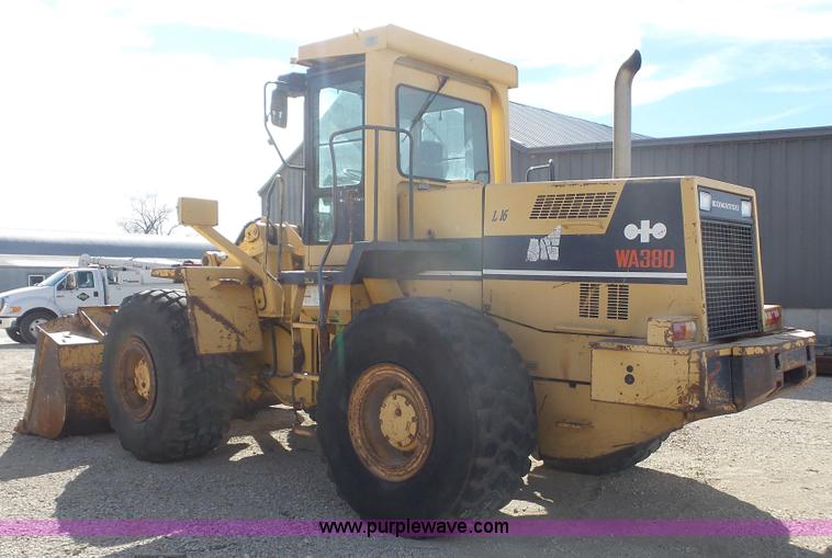 image for item L4756 1992 Komatsu WA380 wheel loader