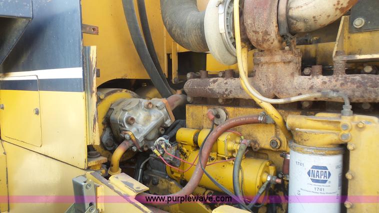 image for item L4756 1992 Komatsu WA380 wheel loader