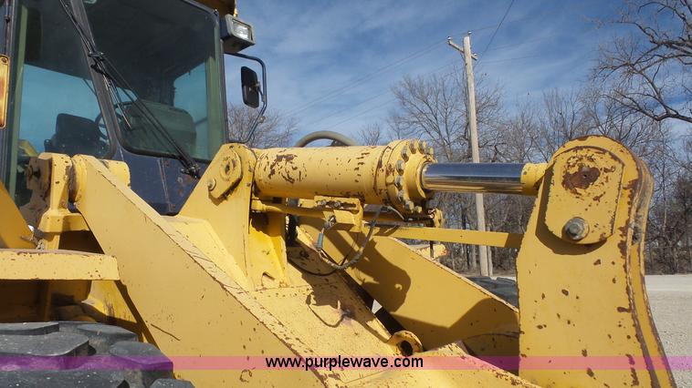 image for item L4756 1992 Komatsu WA380 wheel loader
