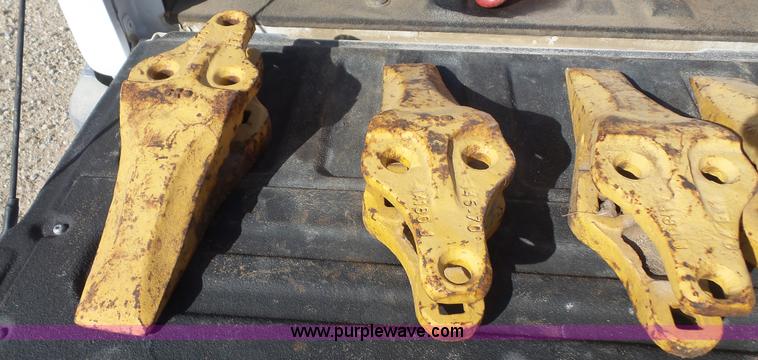 image for item L4756 1992 Komatsu WA380 wheel loader