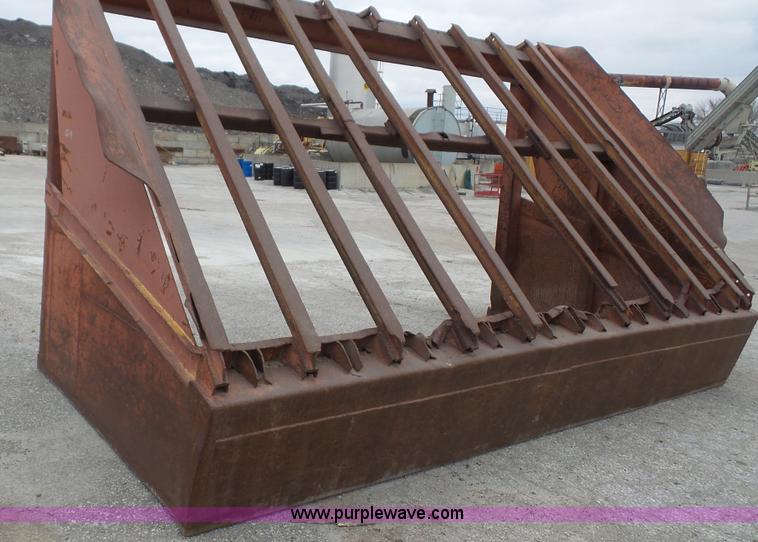 image for item L4775 Grizzly screen