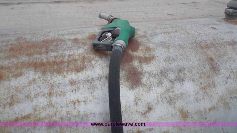 image for item L4780 500 gallon fuel tank