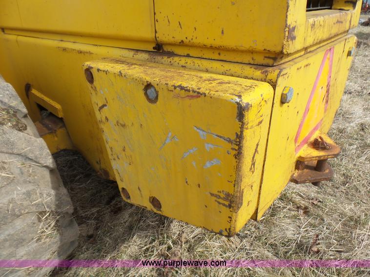 image for item L5426 Ford A64 wheel loader