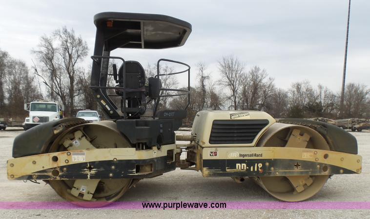 image for item L5430 2005 Ingersoll Rand DD-118HF double drum vibratory compactor