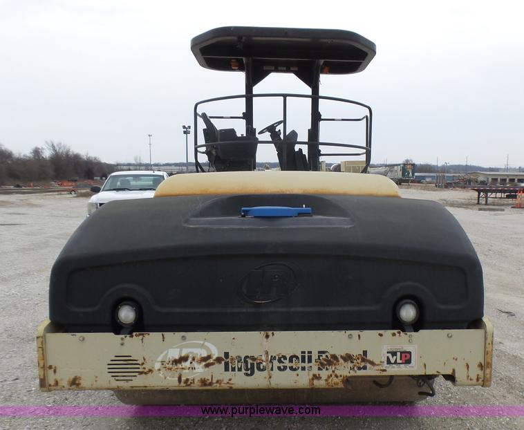 image for item L5430 2005 Ingersoll Rand DD-118HF double drum vibratory compactor