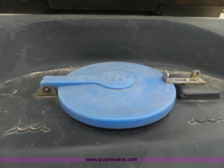 image for item L5430 2005 Ingersoll Rand DD-118HF double drum vibratory compactor