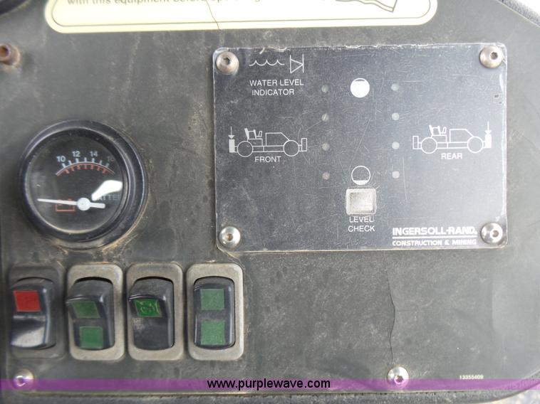 image for item L5430 2005 Ingersoll Rand DD-118HF double drum vibratory compactor