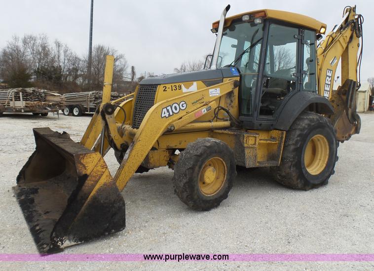 image for item L5432 2002 John Deere 410G backhoe