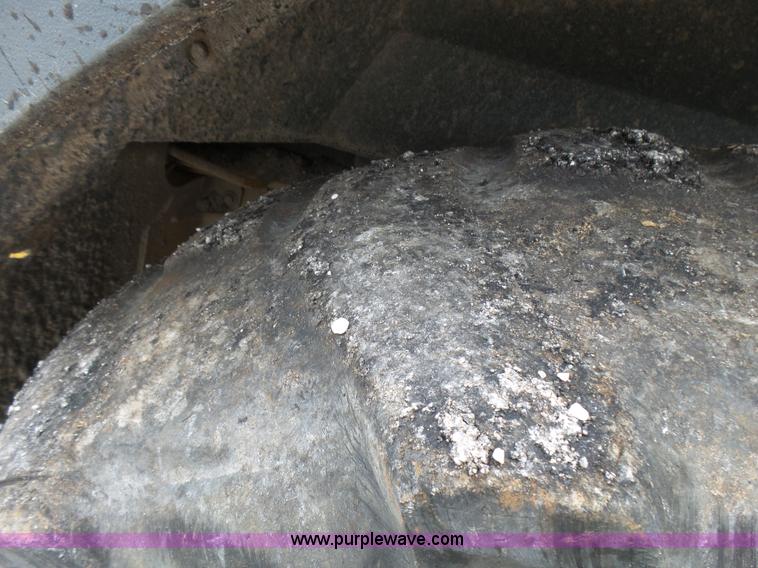 image for item L5432 2002 John Deere 410G backhoe