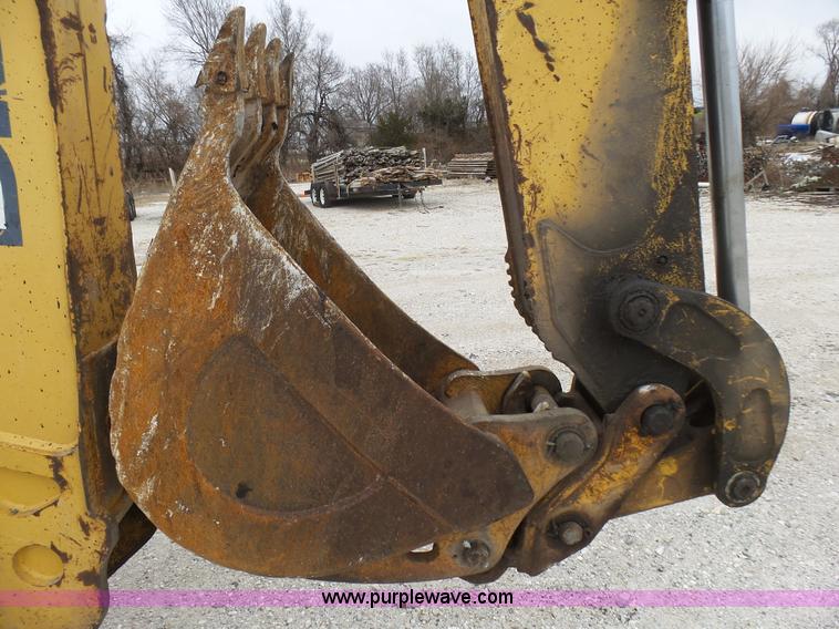 image for item L5432 2002 John Deere 410G backhoe