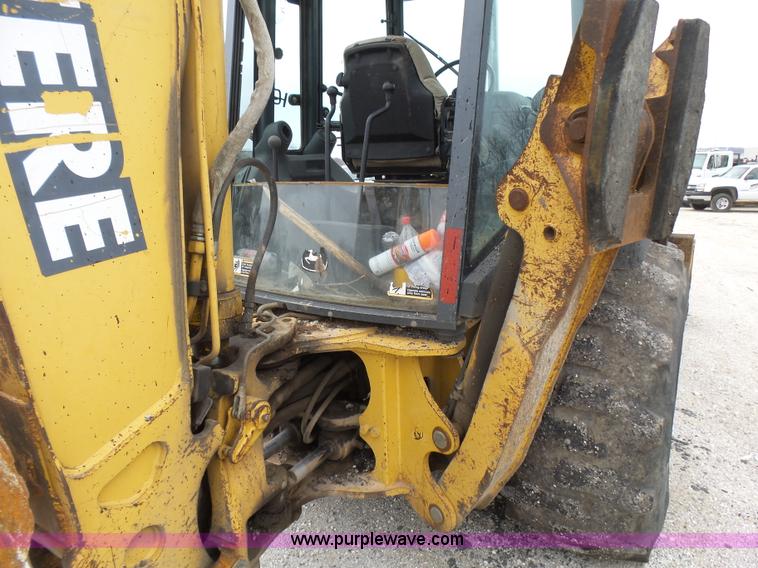 image for item L5432 2002 John Deere 410G backhoe