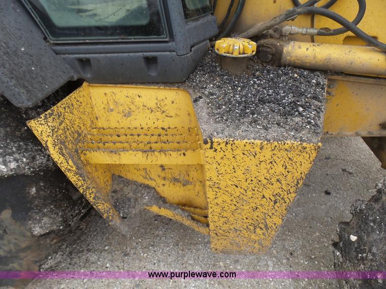 image for item L5432 2002 John Deere 410G backhoe