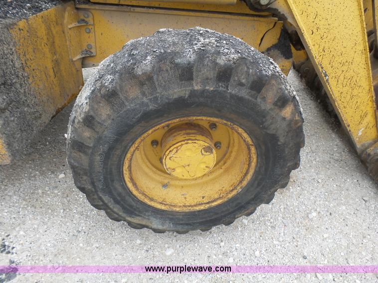 image for item L5432 2002 John Deere 410G backhoe