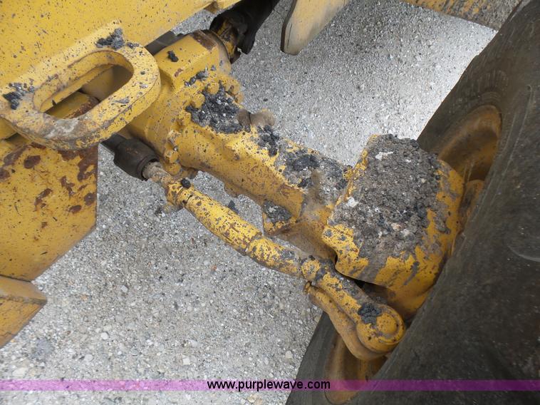 image for item L5432 2002 John Deere 410G backhoe