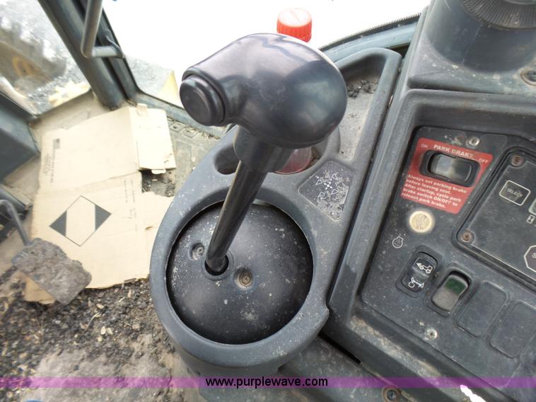 image for item L5432 2002 John Deere 410G backhoe