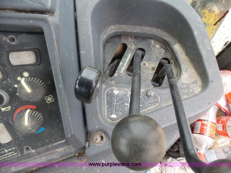 image for item L5432 2002 John Deere 410G backhoe