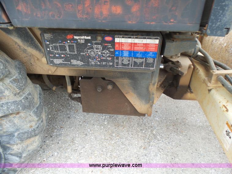 image for item L5433 2003 Ingersoll Rand SD-70DTF single drum vibratory roller