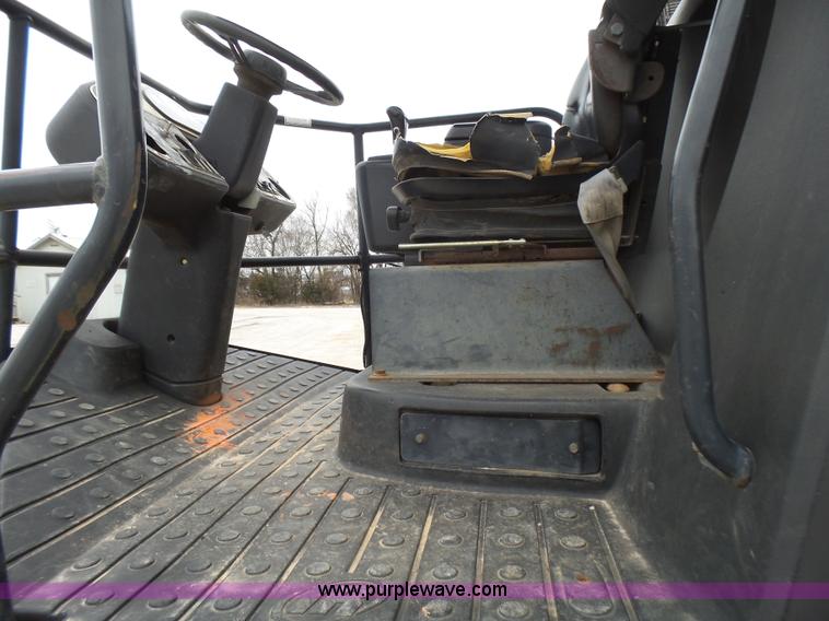 image for item L5433 2003 Ingersoll Rand SD-70DTF single drum vibratory roller