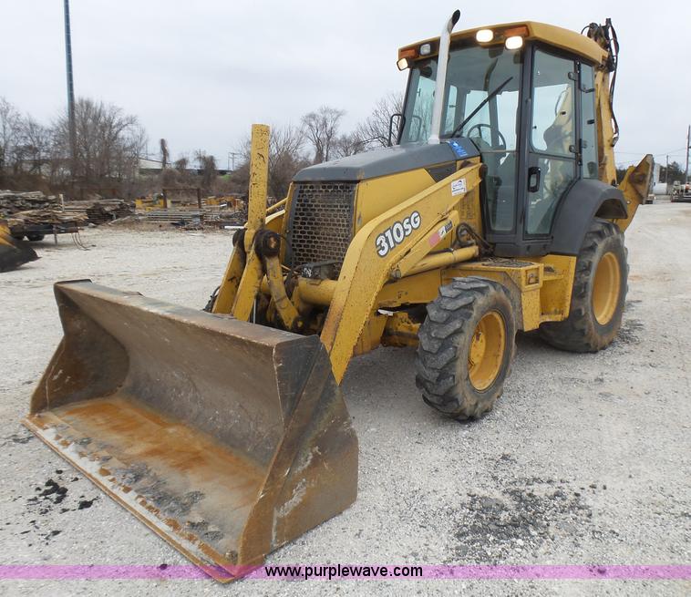 image for item L5434 2003 John Deere 310G backhoe