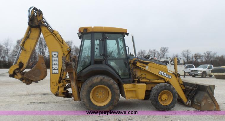 image for item L5434 2003 John Deere 310G backhoe
