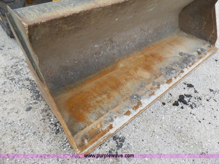 image for item L5434 2003 John Deere 310G backhoe