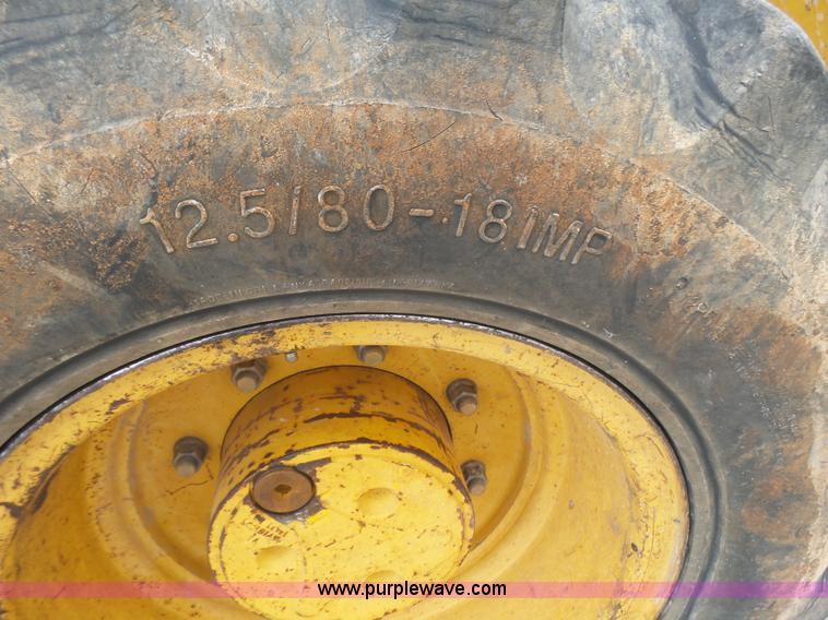 image for item L5434 2003 John Deere 310G backhoe