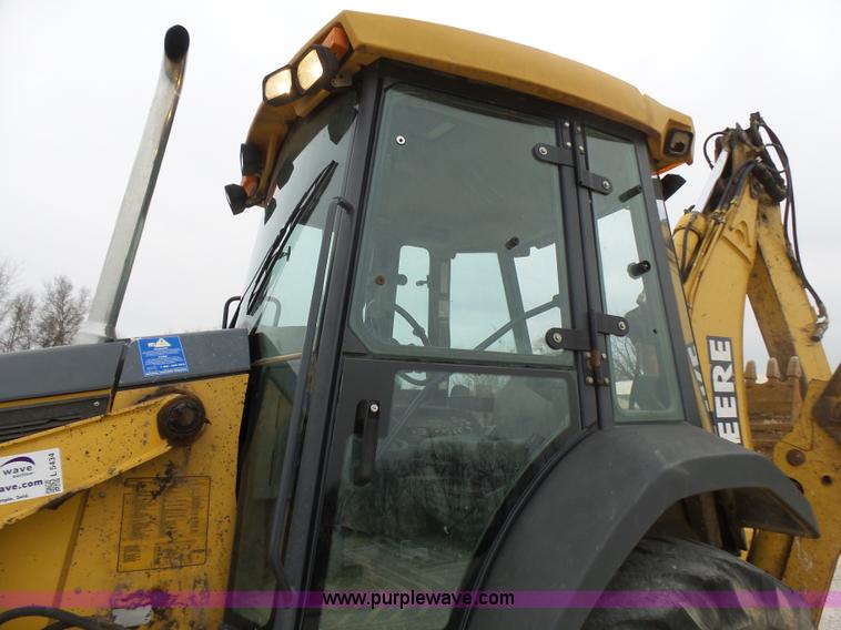 image for item L5434 2003 John Deere 310G backhoe