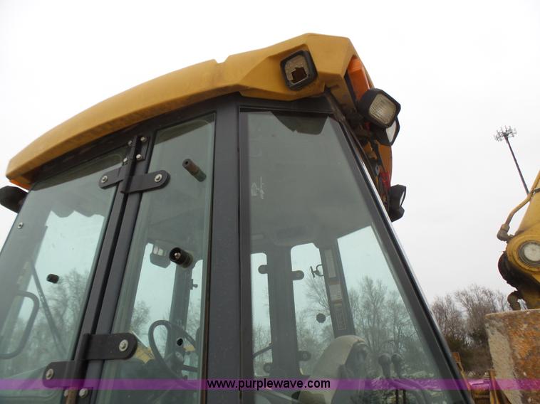 image for item L5434 2003 John Deere 310G backhoe