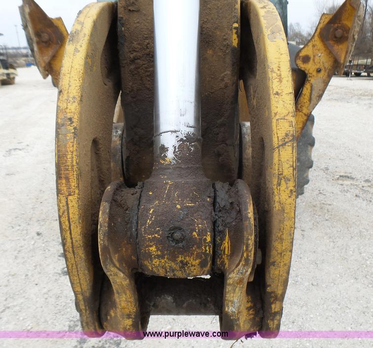 image for item L5434 2003 John Deere 310G backhoe