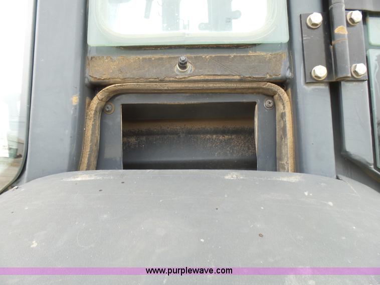 image for item L5434 2003 John Deere 310G backhoe