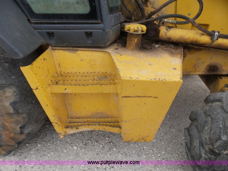 image for item L5434 2003 John Deere 310G backhoe