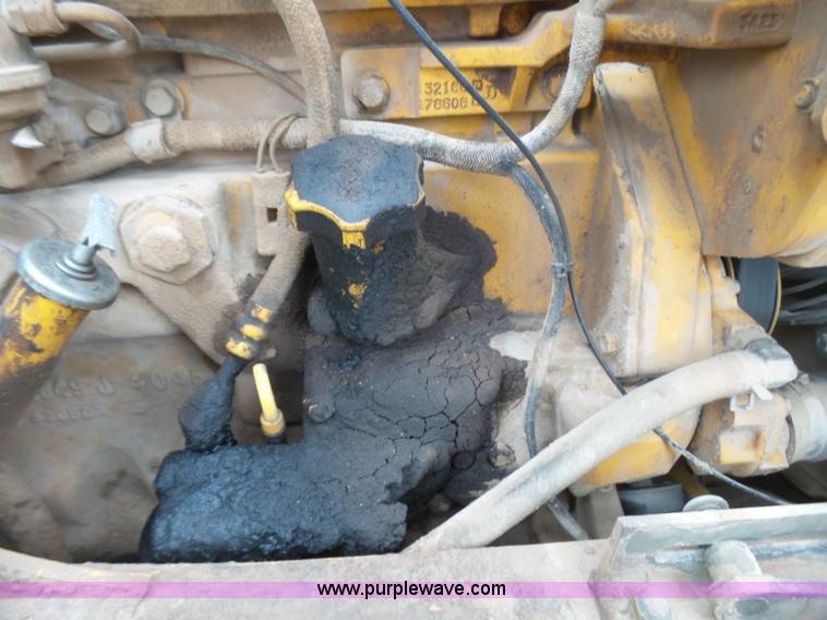 image for item L5434 2003 John Deere 310G backhoe