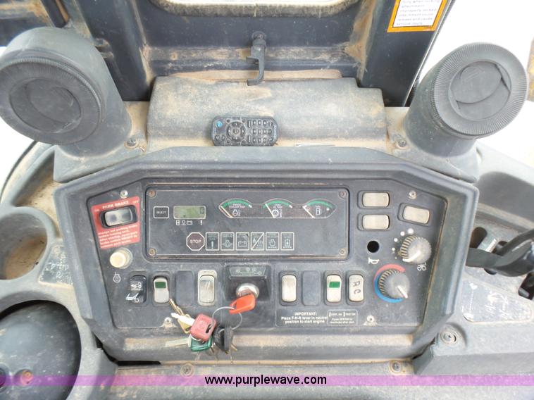 image for item L5434 2003 John Deere 310G backhoe