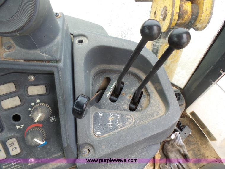 image for item L5434 2003 John Deere 310G backhoe