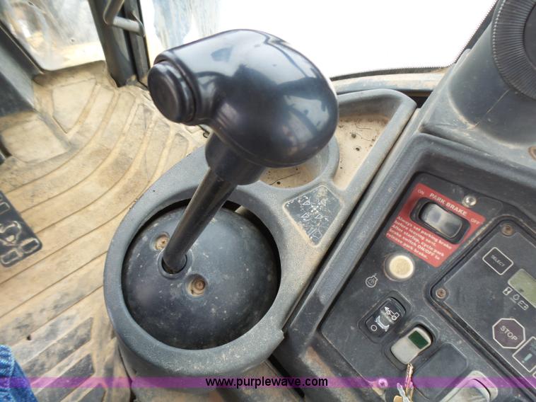 image for item L5434 2003 John Deere 310G backhoe