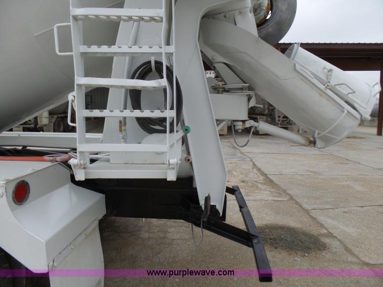 image for item L5435 1995 Kenworth W900B mixer truck