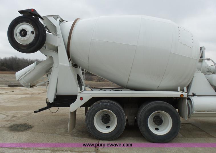 image for item L5435 1995 Kenworth W900B mixer truck
