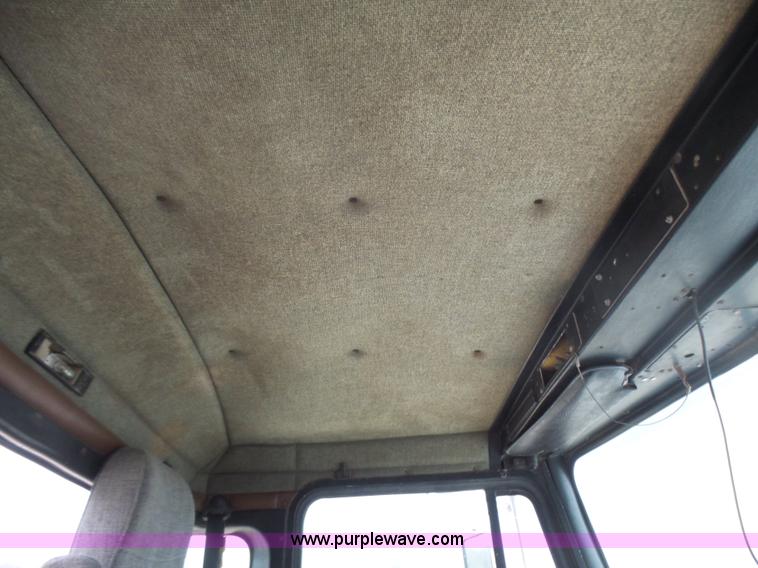 image for item L5435 1995 Kenworth W900B mixer truck