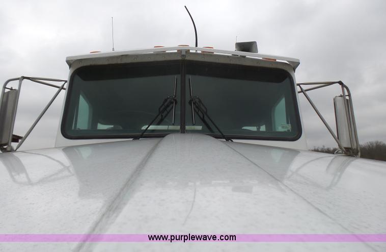 image for item L5435 1995 Kenworth W900B mixer truck