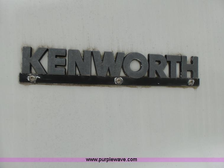 image for item L5435 1995 Kenworth W900B mixer truck