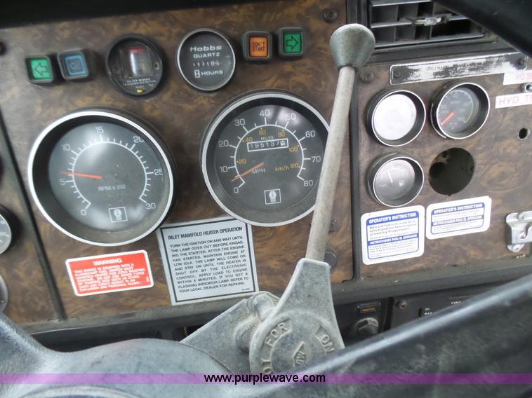 image for item L5435 1995 Kenworth W900B mixer truck